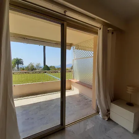 Le Renoir Apartman *